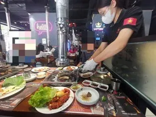 河內行程中的餐廳用餐