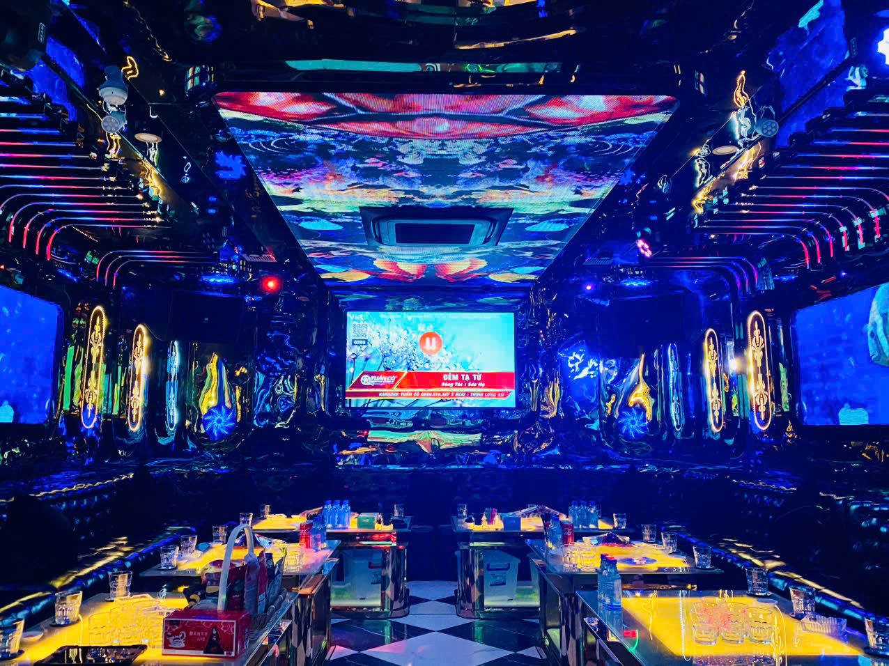 KTV LUXURY 01·02環境照片